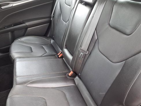 Used 2013 Ford Fusion Titanium w/ Titanium Driver Assist Pkg image 7