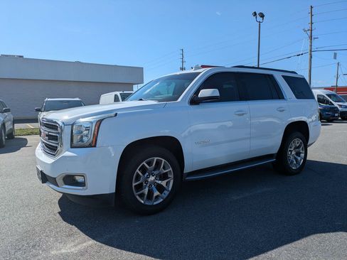 Used 2017 GMC Yukon SLT w/ Open Road Package RWD image 8