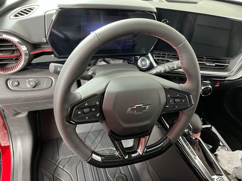 New 2026 Chevrolet Trax RS w/ Sunroof Package image 25