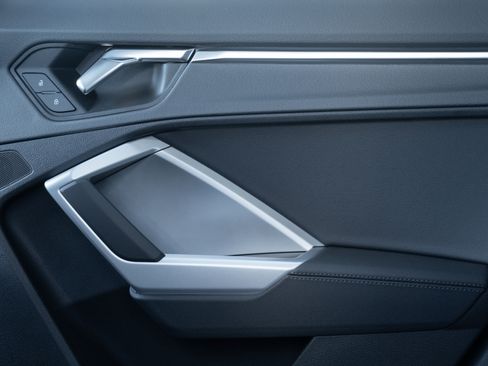 New 2025 Audi Q3 2.0T Premium image 25