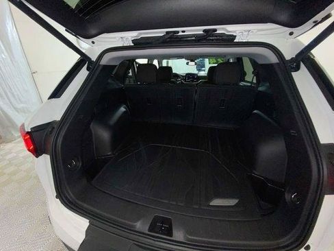 Used 2024 Chevrolet Blazer LT w/ Convenience Package FWD image 12