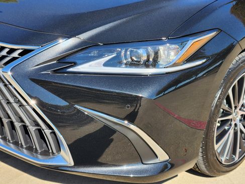 New 2025 Lexus ES 350 w/ Premium Package image 5
