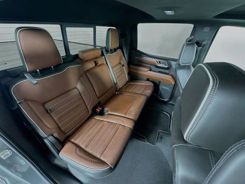 Used 2023 GMC Sierra 1500 Denali Ultimate image 28