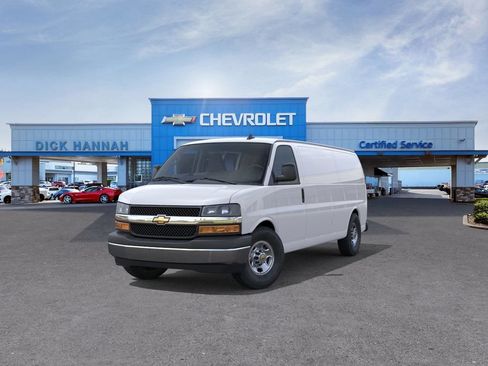 New 2025 Chevrolet Express 3500 Extended w/ Driver Convenience Package RWD image 29