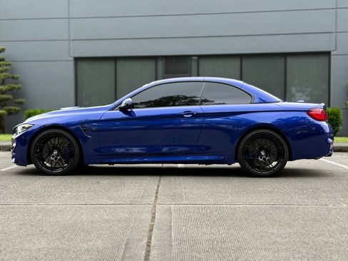 Used 2020 BMW M4 Convertible w/ Competition Package RWD image 11