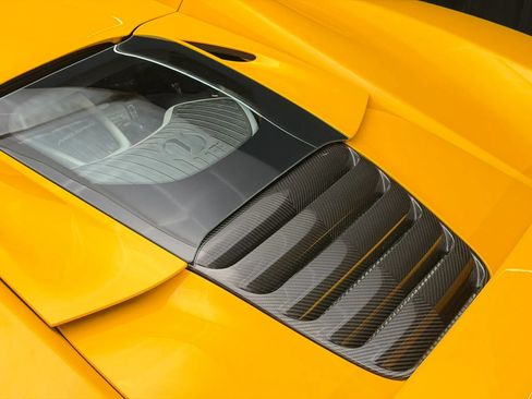 Used 2015 McLaren 650S Spider RWD image 17
