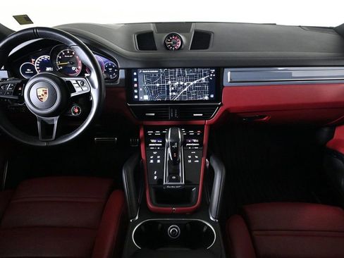 Certified 2023 Porsche Cayenne Turbo GT image 12