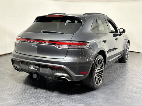 Certified 2025 Porsche Macan AWD/4WD image 7