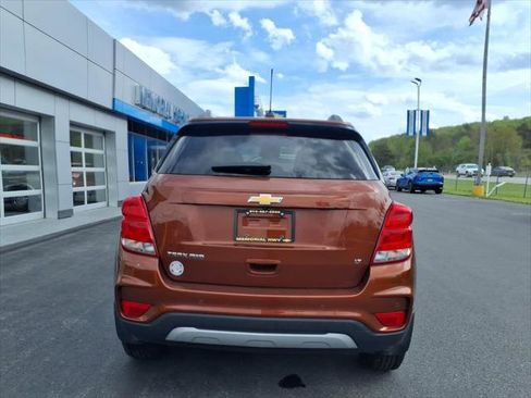 Used 2019 Chevrolet Trax LT w/ Driver Confidence Package AWD/4WD image 6