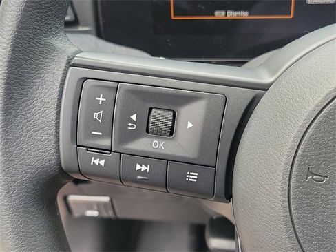 New 2025 Nissan Kicks SV image 8