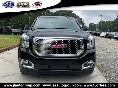 Used 2017 GMC Yukon SLT RWD image 2