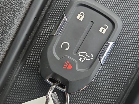 Used 2020 Chevrolet Silverado 2500 LTZ image 30