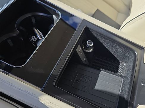 New 2025 Bentley Continental GTC image 39