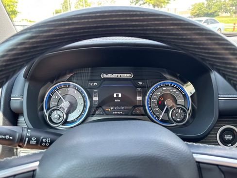 Used 2022 RAM 1500 Limited AWD/4WD image 43