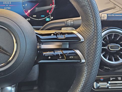 Certified 2024 Mercedes-Benz GLB 250 image 29