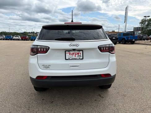 Used 2024 Jeep Compass Sport AWD/4WD image 6