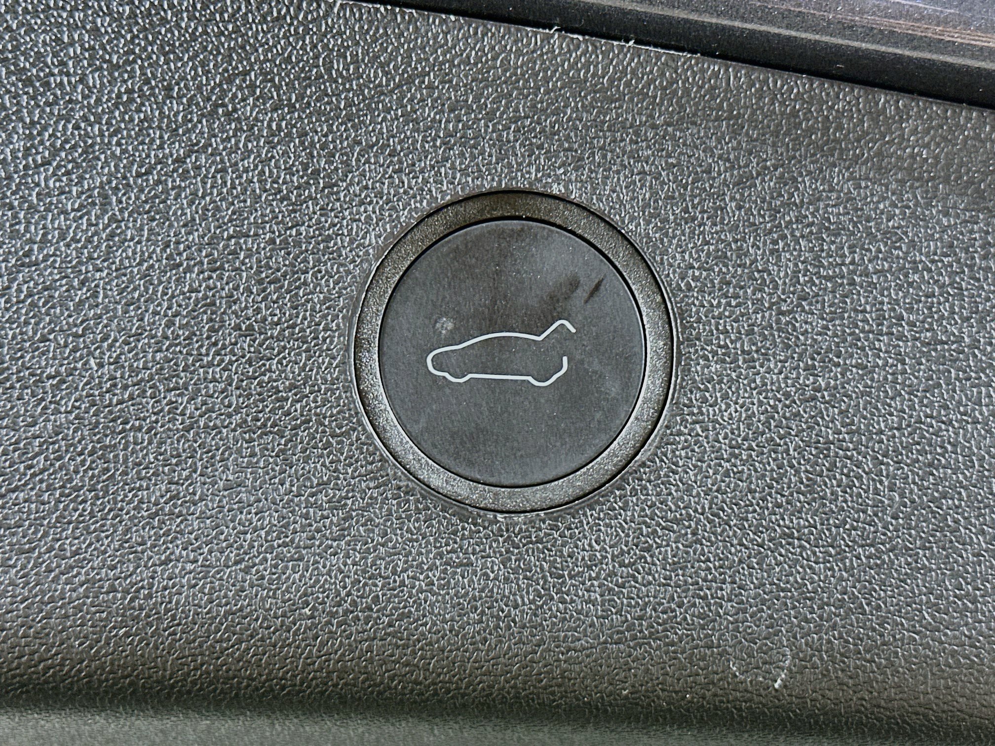 Used 2023 Tesla Model 3 Standard Range RWD image 29