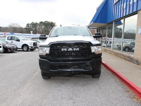 Used 2022 RAM 2500 Tradesman AWD/4WD image 2