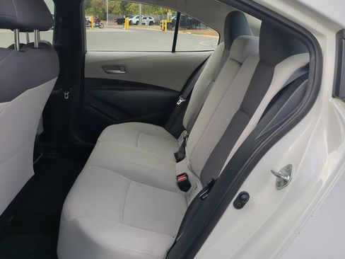 Used 2020 Toyota Corolla LE image 20