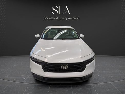 Used 2025 Honda Accord LX image 2