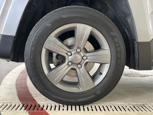 Used 2014 Jeep Patriot High Altitude image 13