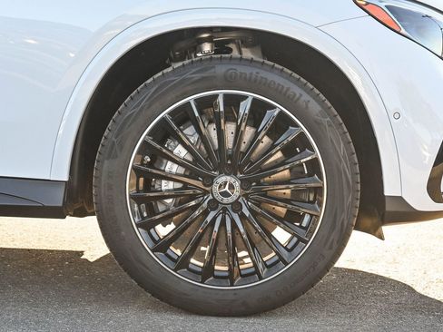 New 2026 Mercedes-Benz GLC 300 image 9