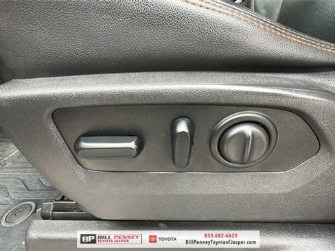 Used 2019 GMC Sierra 1500 AT4 w/ AT4 Premium Package image 16