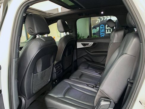 Used 2019 Audi Q7 2.0T Premium w/ Convenience Package AWD/4WD image 12