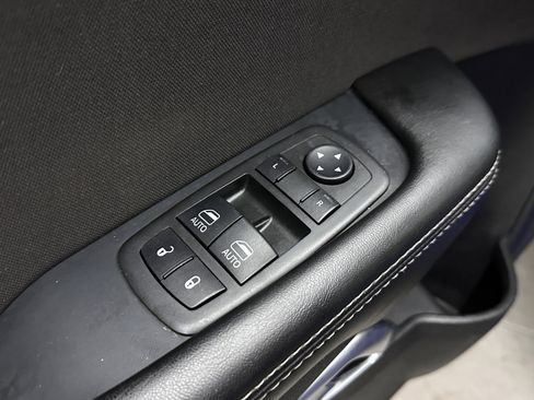 Used 2021 Dodge Challenger GT w/ Driver Convenience Group RWD image 11
