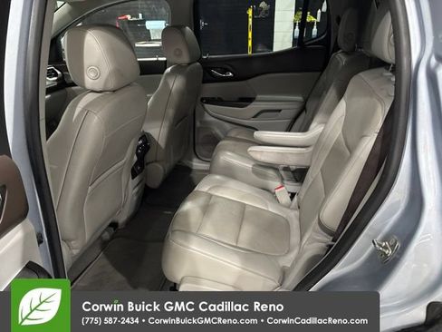 Used 2017 GMC Acadia SLT FWD image 12
