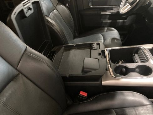 Used 2018 RAM 1500 Laramie w/ Convenience Group image 7