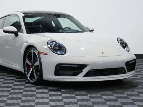 Used 2020 Porsche 911 Carrera 4S image 9