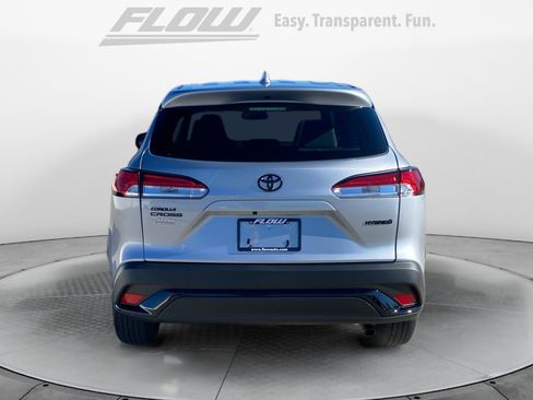 Used 2024 Toyota Corolla Cross AWD Hybrid image 7