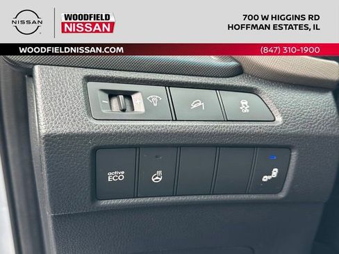 Used 2014 Hyundai Santa Fe Sport w/ Technology Package 04 FWD image 24