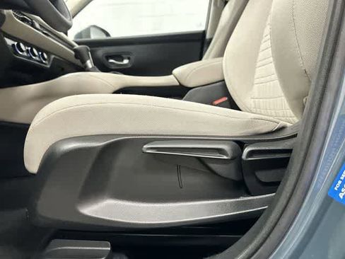 Used 2025 Honda HR-V LX image 26