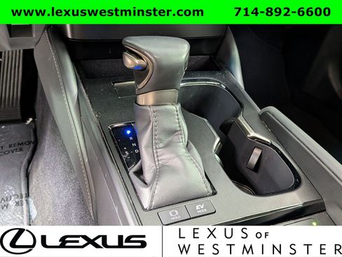 Used 2025 Lexus ES 300h w/ Premium Package FWD image 21