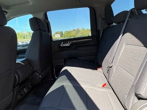 New 2025 GMC Sierra 2500 SLE image 16