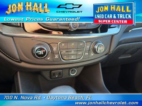 Certified 2023 Chevrolet Traverse LT image 30