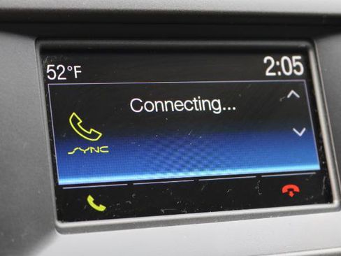 Used 2015 Ford Fusion SE image 13