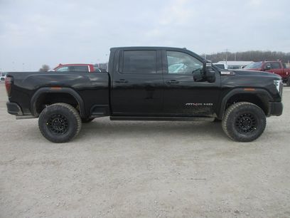 New 2026 GMC Sierra 2500 AT4X w/ AT4X AEV Edition