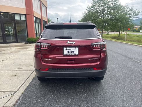 Used 2022 Jeep Compass Limited image 6