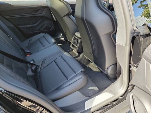 New 2025 Porsche Taycan 4S AWD/4WD image 27