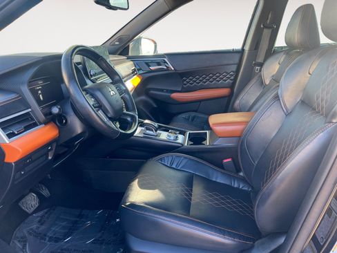 Used 2022 Mitsubishi Outlander SEL image 9