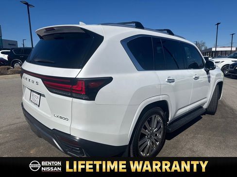 Used 2023 Lexus LX 600 4WD w/ Accessory Package (Z1) image 9