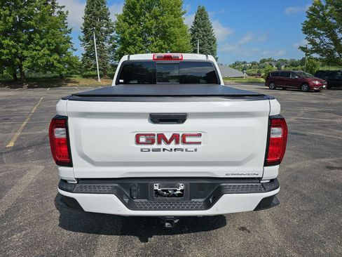 Used 2025 GMC Canyon Denali AWD/4WD image 5