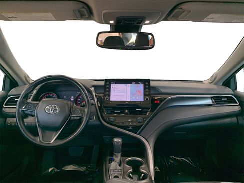 Used 2024 Toyota Camry XSE image 21