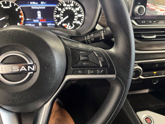 Used 2024 Nissan Altima 2.5 SV FWD image 28
