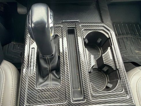 Used 2019 Ford F150 Lariat AWD/4WD image 31