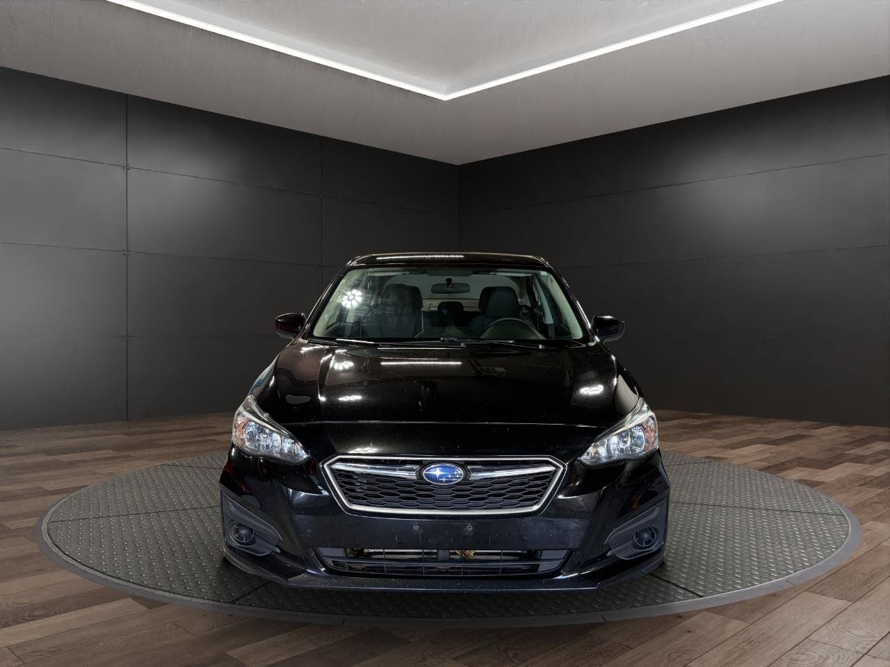 Used 2017 Subaru Impreza 2.0i Premium AWD/4WD image 3