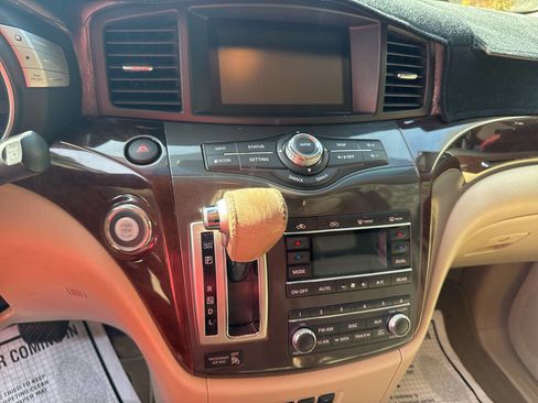 Used 2011 Nissan Quest SL image 19